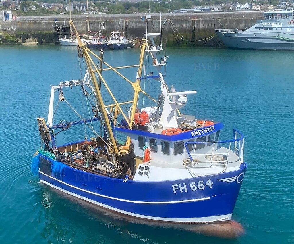 Dennis Swire U10, Riverside Fabrications